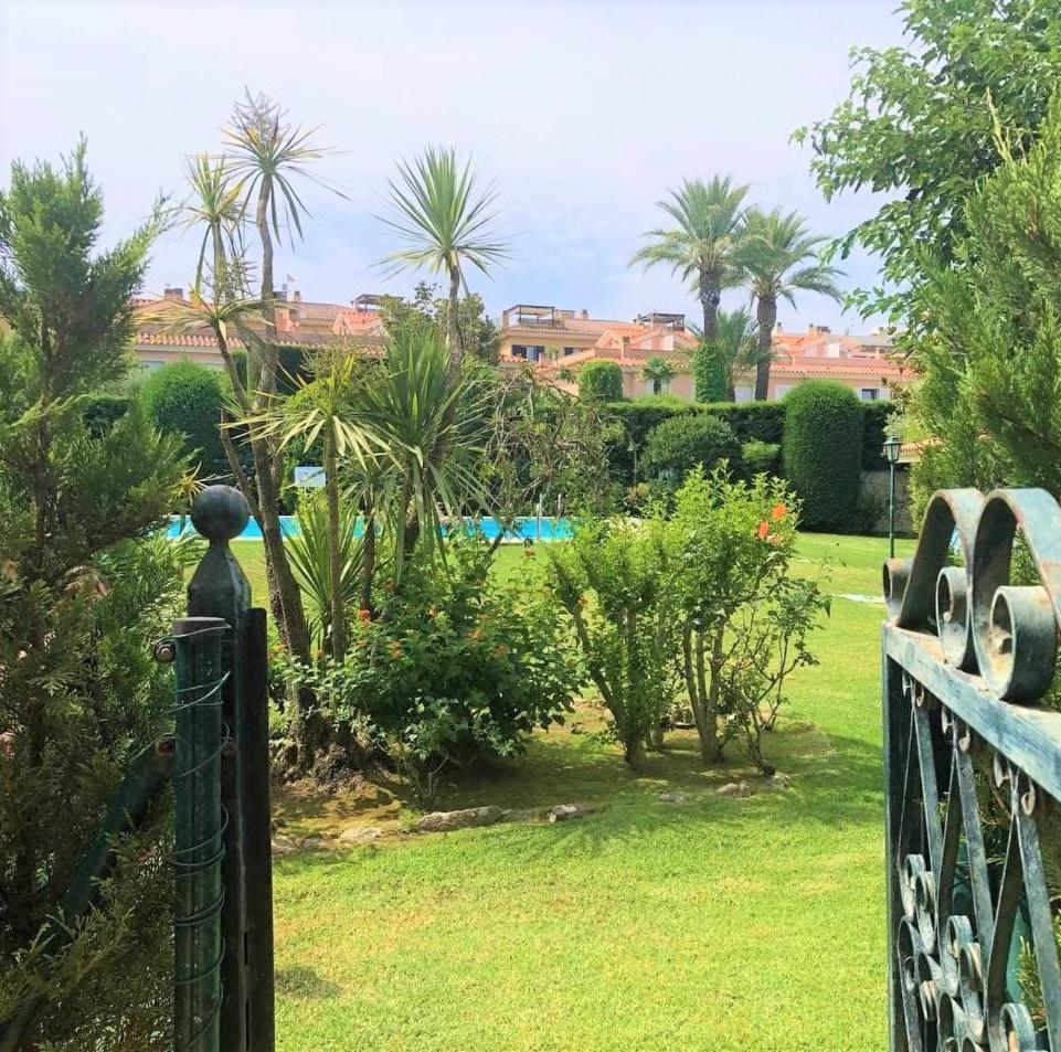 Apartamento En Platja Sant Pol S'Agaro Con Pisicina Y Jardin Sant Feliu de Guíxols Zewnętrze zdjęcie