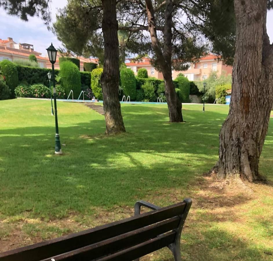 Apartamento En Platja Sant Pol S'Agaro Con Pisicina Y Jardin Sant Feliu de Guíxols Zewnętrze zdjęcie